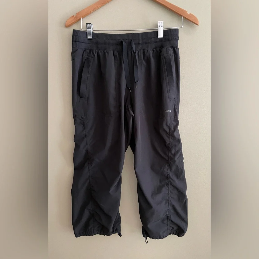 RBX: Black Athletic Capri Pants